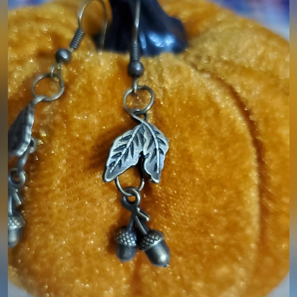 Acorn earrings leafs bronze handmade NEW fall autumn Thanksgiving gift vtg style - Picture 4 of 14